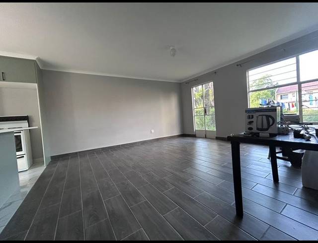 2 BEDROOM PROPERTY TO RENT IN VORNA VALLEY